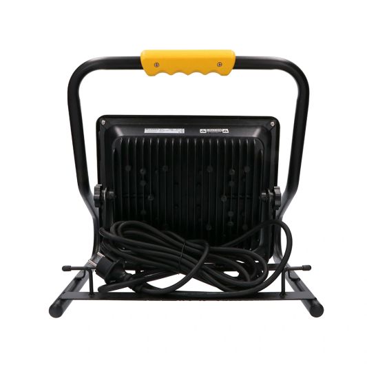 LED bouwlamp op standaard waterdicht klasse 2 – 50 Watt