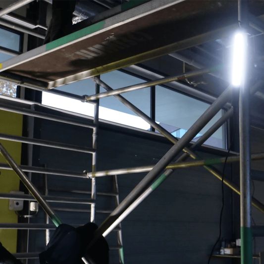 LED werklamp en looplamp met haak 350 Lumen