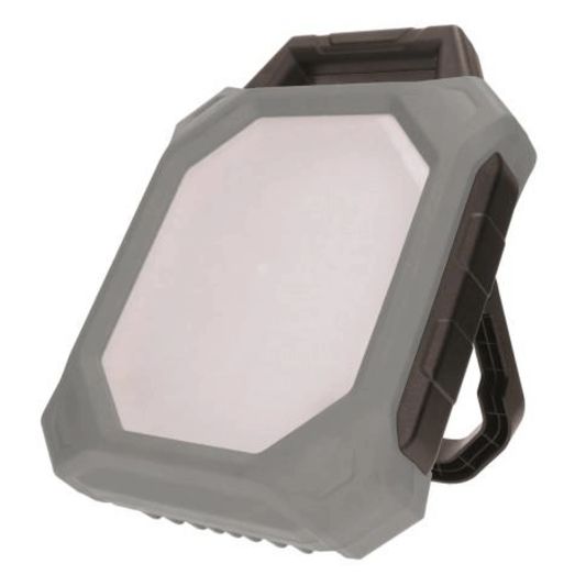 Oplaadbare LED bouwlamp op standaard met IK08 bescherming – 50 Watt