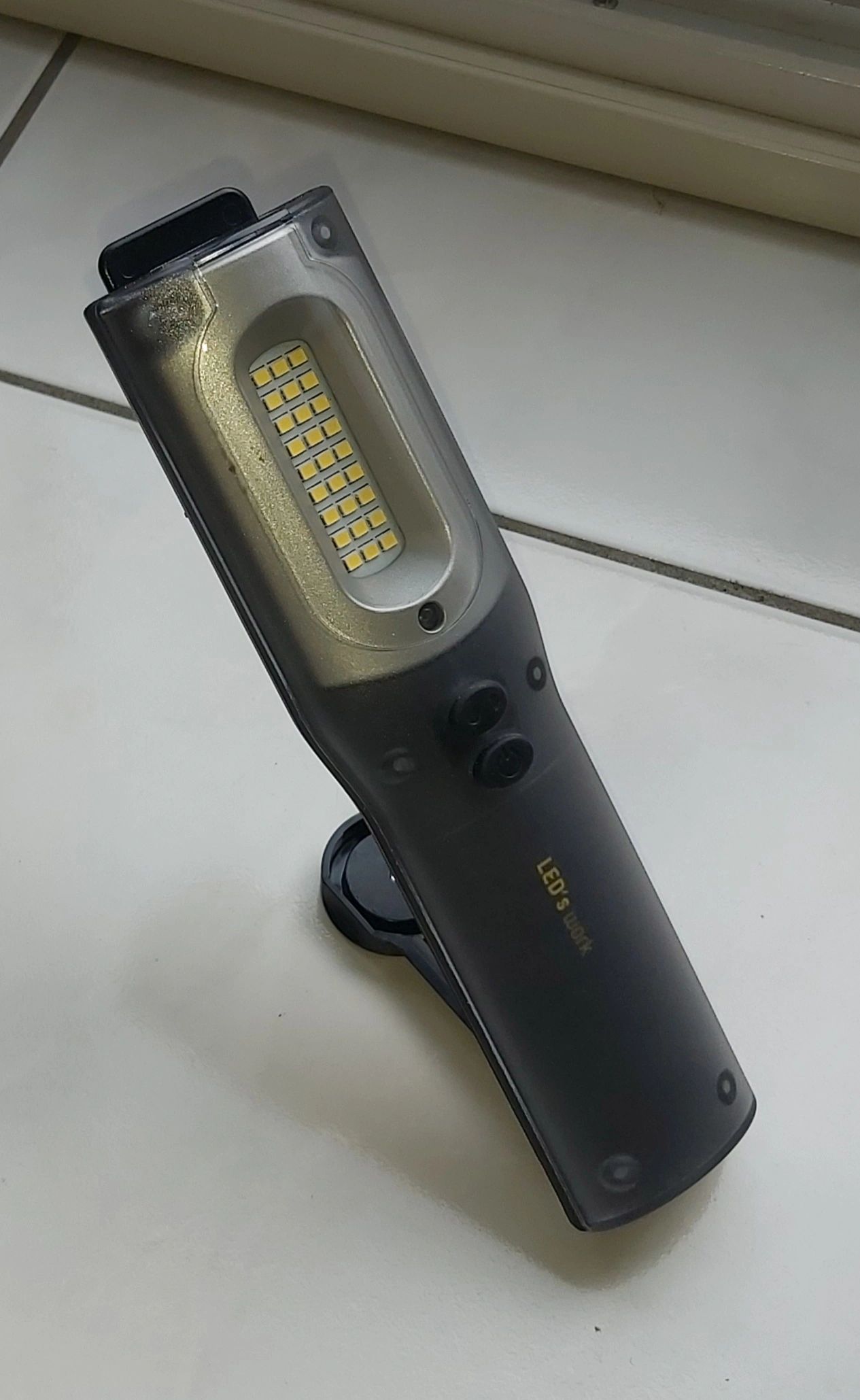 Krachtige oplaadbare LED looplamp met zaklampfunctie 1000 Lumen