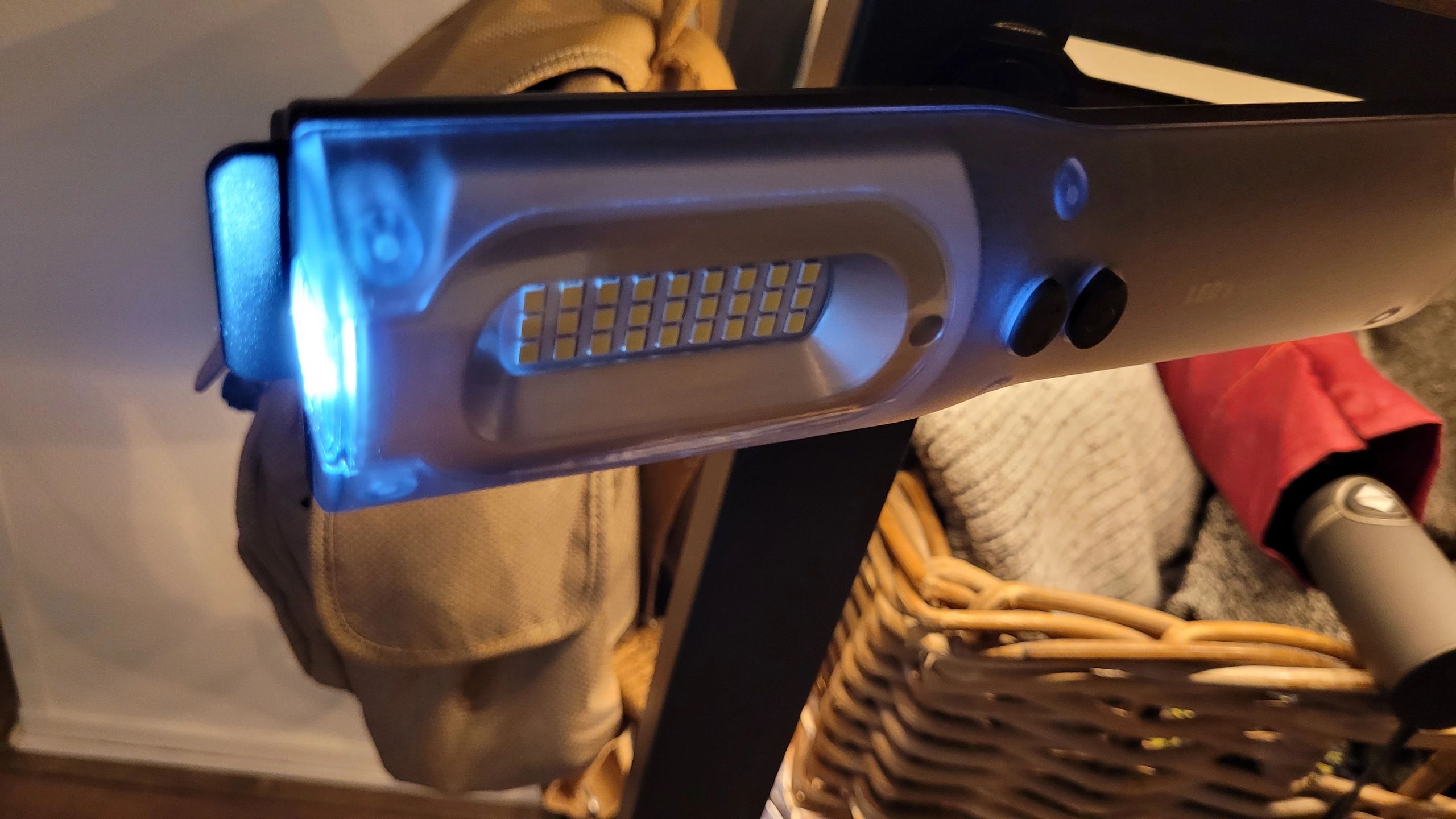 Krachtige oplaadbare LED looplamp met zaklampfunctie 1000 Lumen