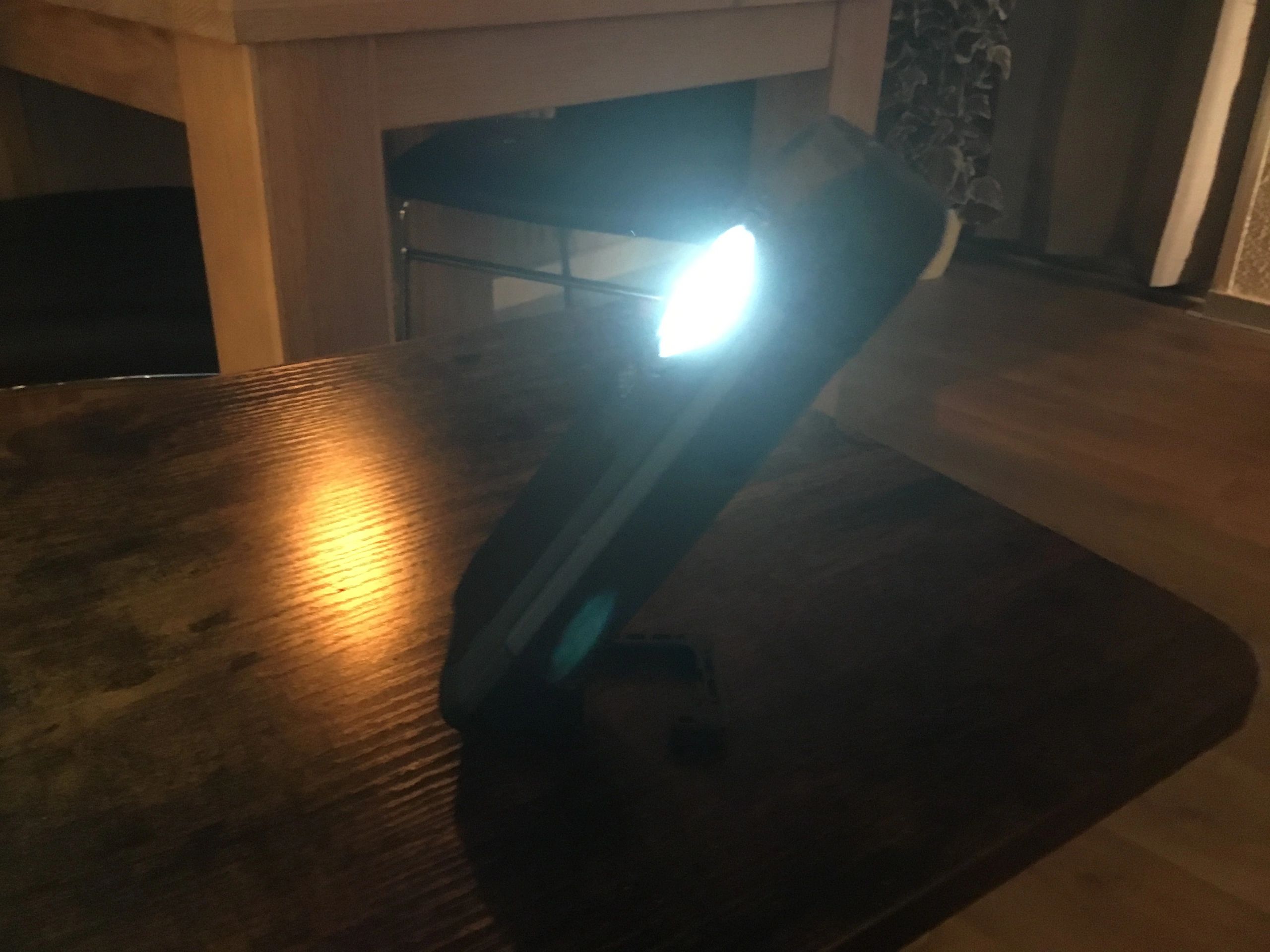 LED werklamp oplaadbaar met speaker 5 Watt 550 Lumen
